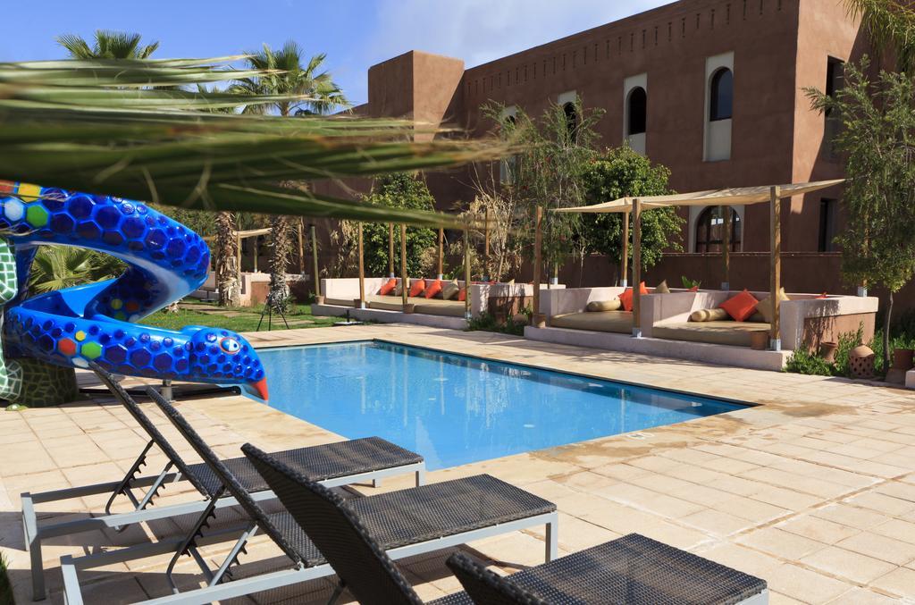 فندق كنزي كلوب أكدال المدينة - الشامل كلياً Lahebichate المظهر الخارجي الصورة The swimming pool at the hotel