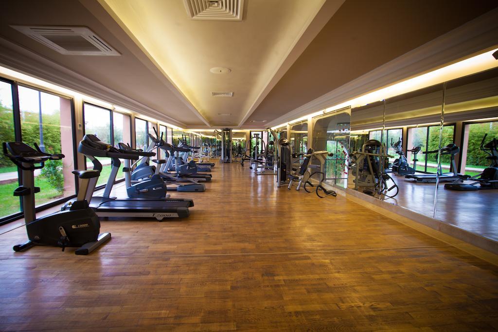 فندق كنزي كلوب أكدال المدينة - الشامل كلياً Lahebichate المظهر الخارجي الصورة The gym at the hotel