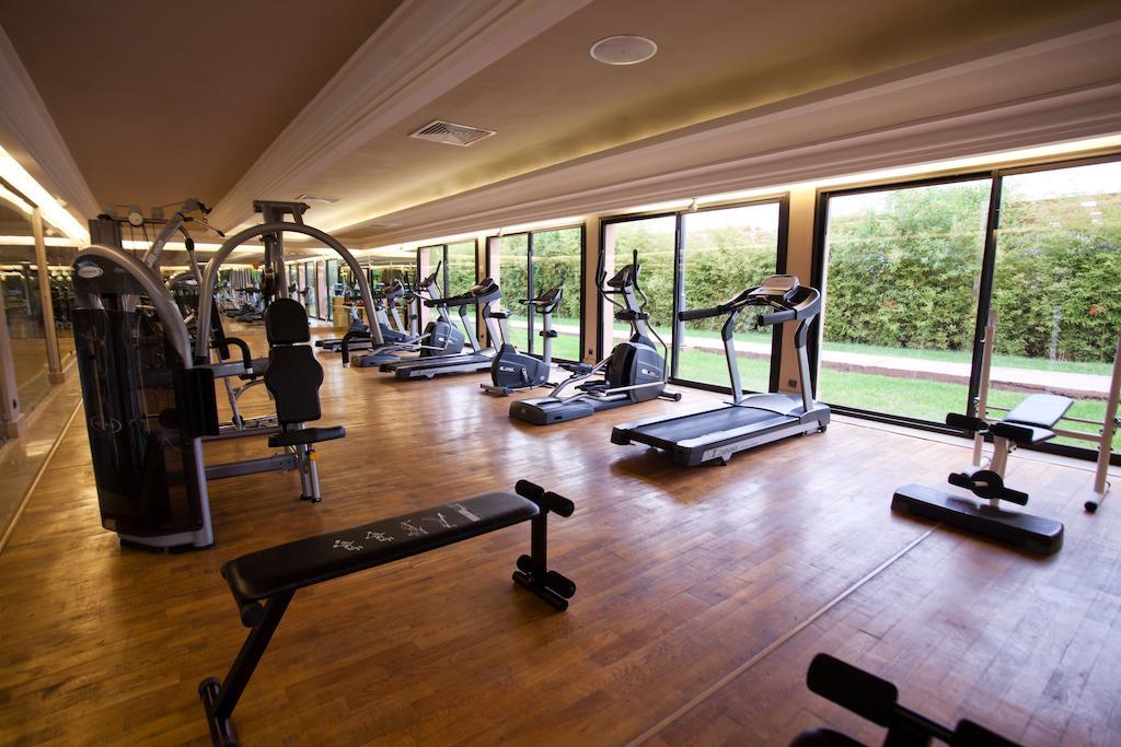 فندق كنزي كلوب أكدال المدينة - الشامل كلياً Lahebichate المظهر الخارجي الصورة The gym at the hotel