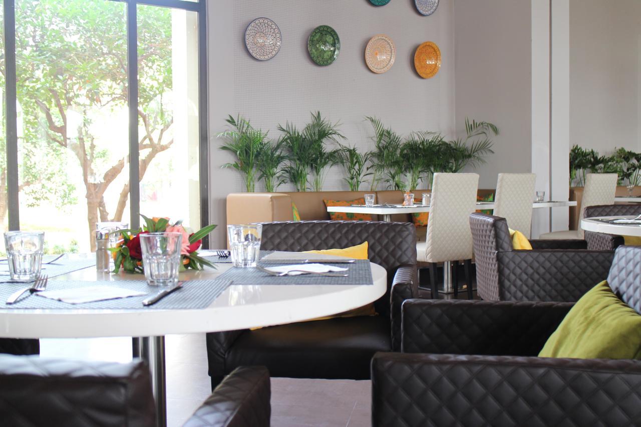 فندق كنزي كلوب أكدال المدينة - الشامل كلياً Lahebichate المظهر الخارجي الصورة Interior of the restaurant